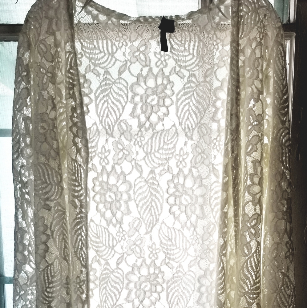 White cover-up/ cardigan